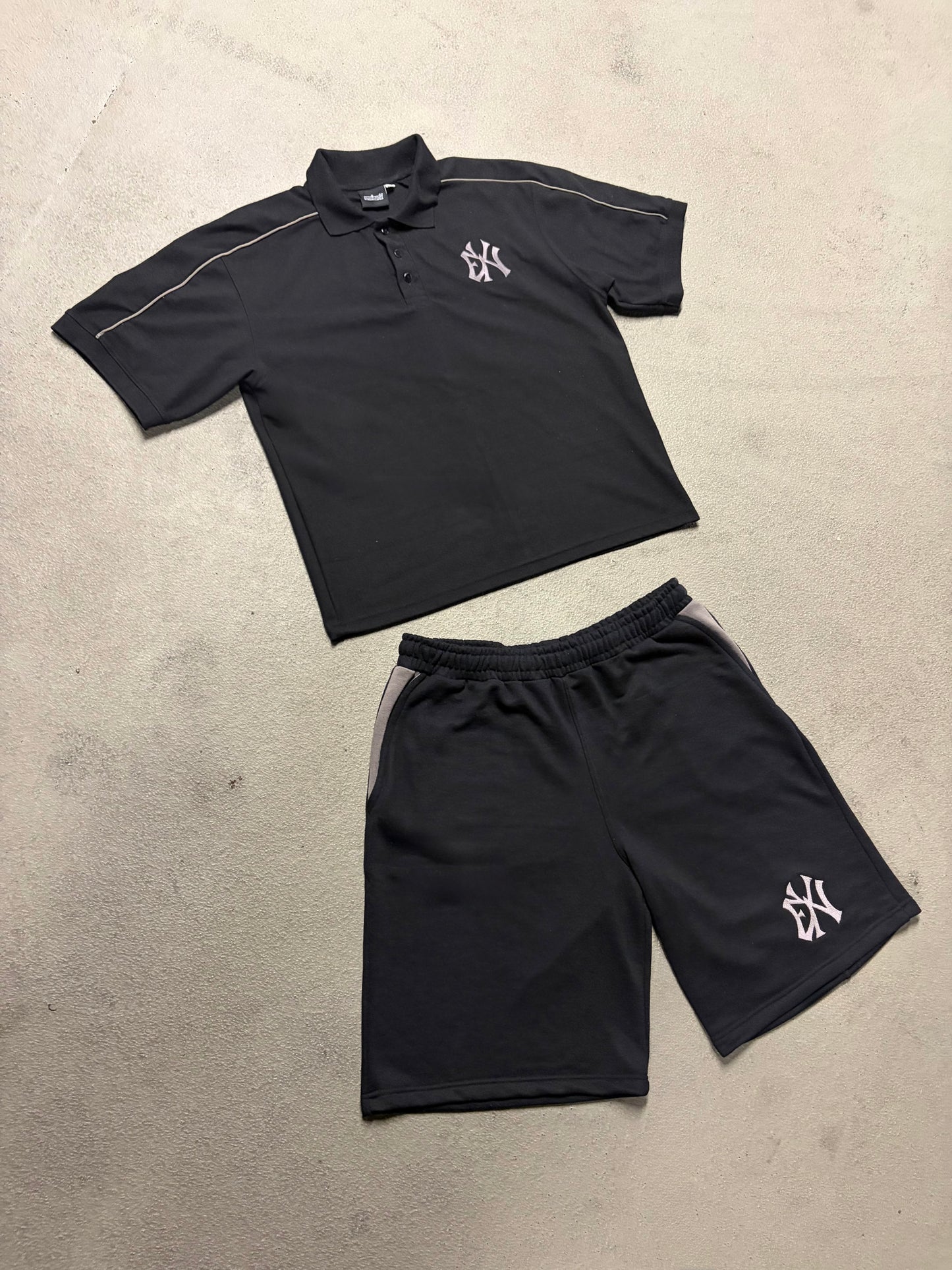 BLACK ENW JOGGER SHORTS